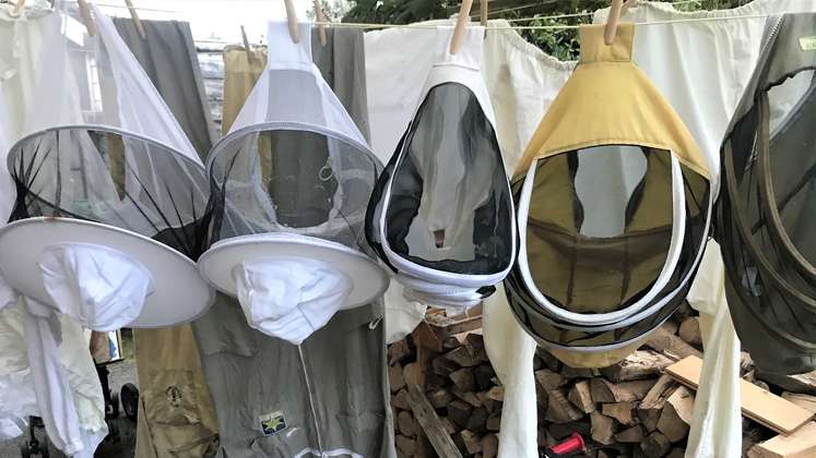 How to Care for Your Beekeeping Gear
